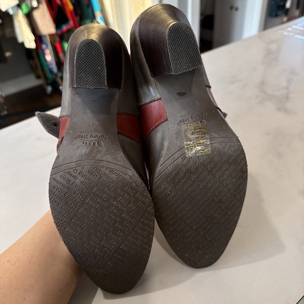 L'ARTISTE By Spring Step Autumn 3 Strap Booties Gray Red Size 41 9.5 - Picture 4 of 5